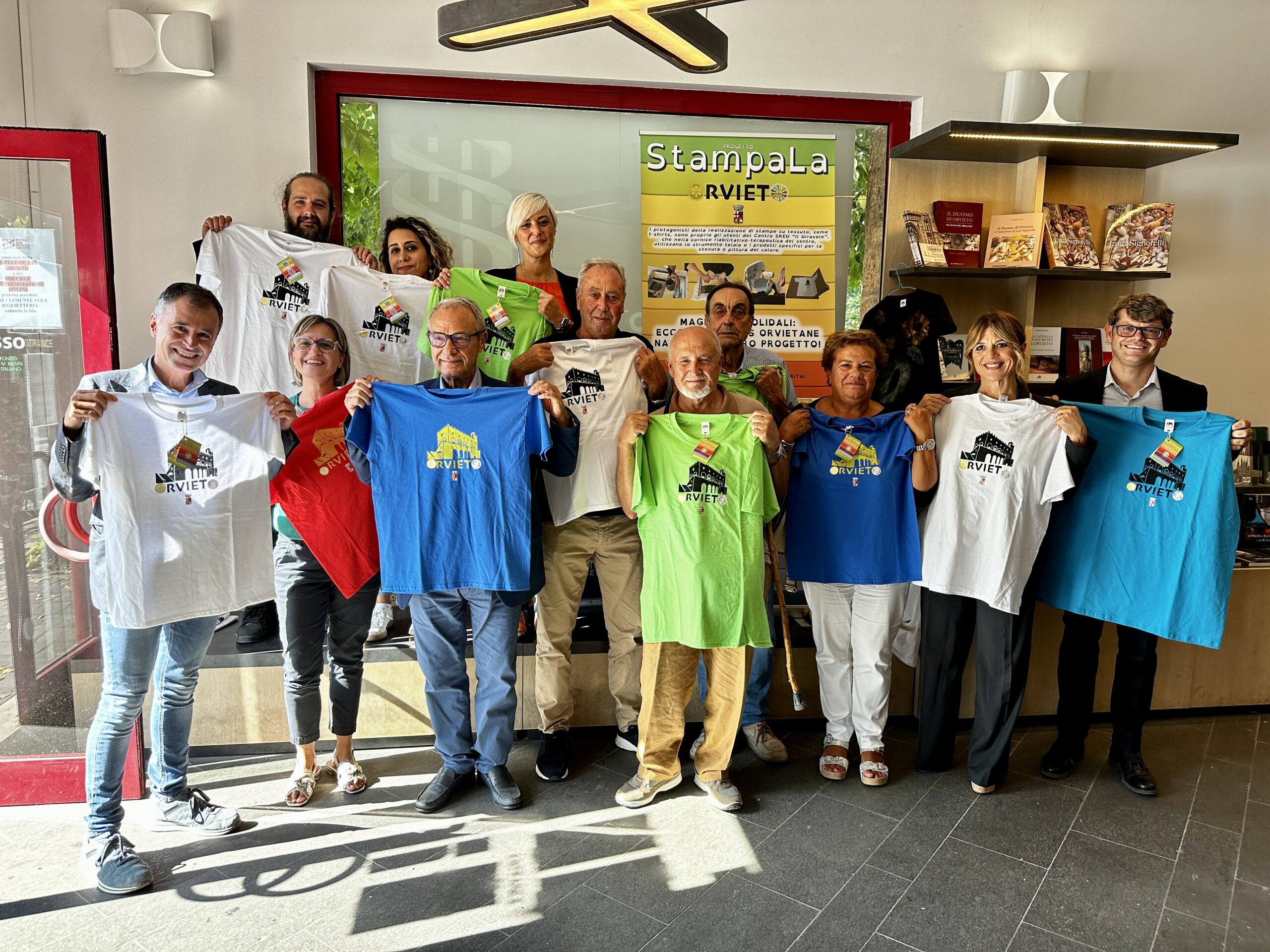 Magliette-Girasole-scaled 4584