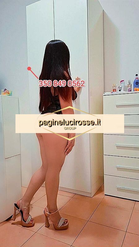 3508490562 - Doumo - Regalati momenti esclusivi con: bellissima ragazza sono qui per - Escort Crotone