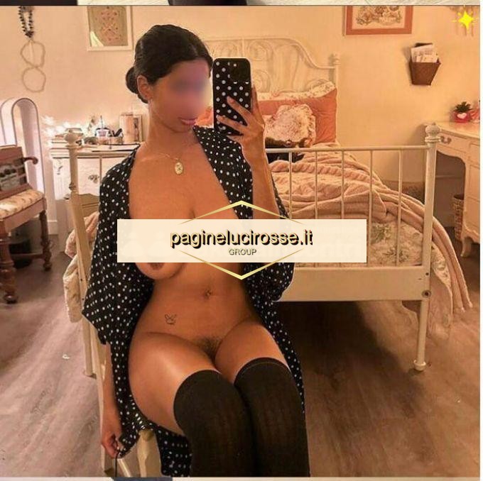 3512707027 - MELFI - Trova il piacere perfetto con: la regina dal pompino saliboso - Escort Potenza