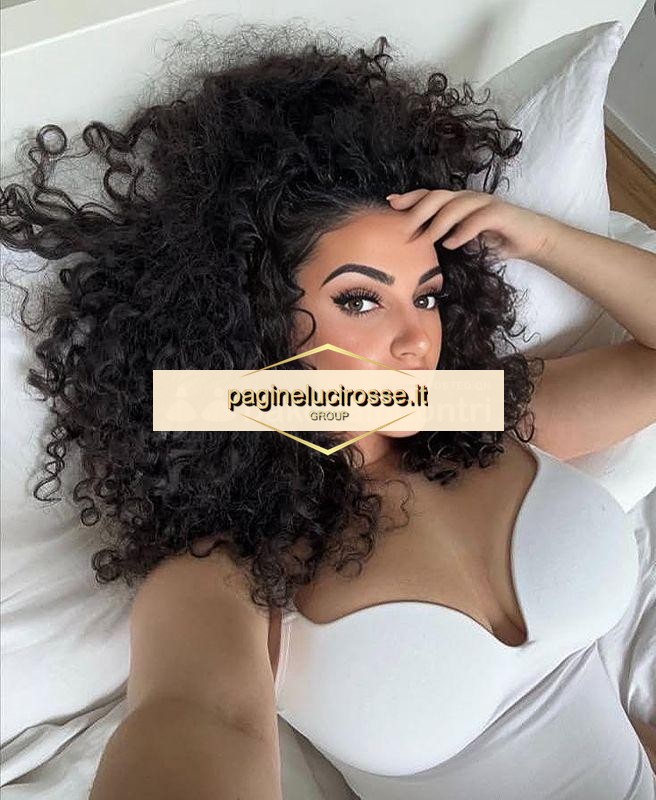 3508541939 - Ragazza Hot - Trova il piacere perfetto con: sono una ragazza italiana molto - Escort Benevento