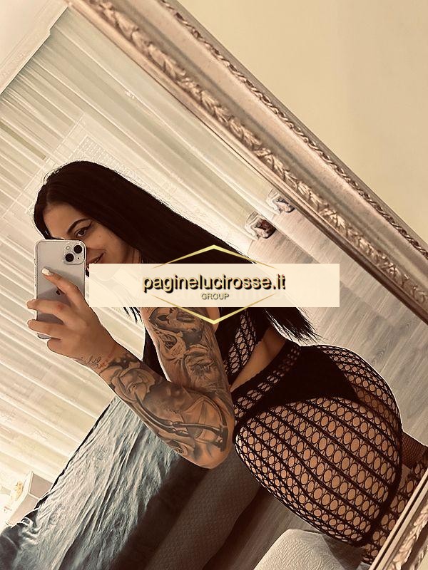 3533512593 - Via Firenze - Lasciati incantare da: ciao, sono una ragazza socievole, - Escort Crotone